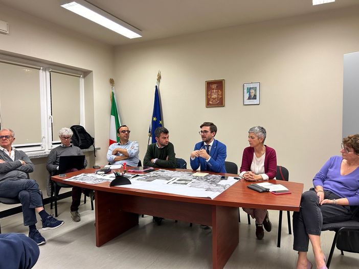 Un precedente incontro della Giunta nei quartieri