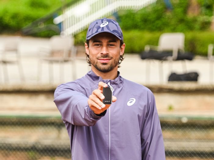 Kia Vento festeggia la nuova apertura di Pinerolo con una grande festa: tennis, musica, aperitivo e premi