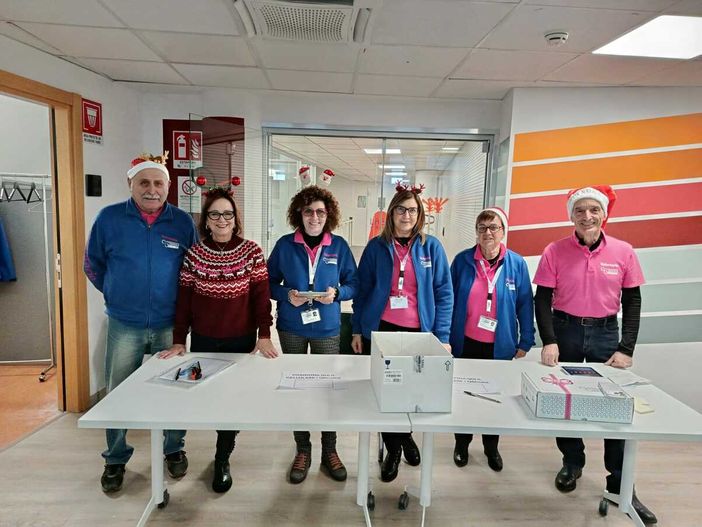 Il grazie della Fondazione Ospedale Alba-Bra: 3000 scatole natalizie per chi si occupa del territorio