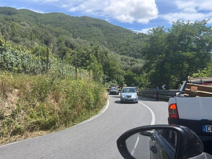 Schianto sul colle di Nava, muore 70enne originario di Asti Schianto sul colle di Nava, muore 70enne originario di Asti