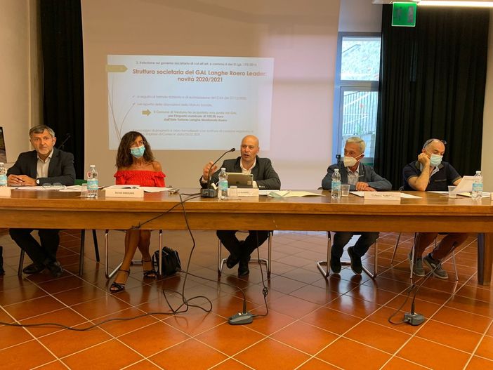 Un momento dell'assemblea tenutasi martedì Un momento dell'assemblea tenutasi martedì