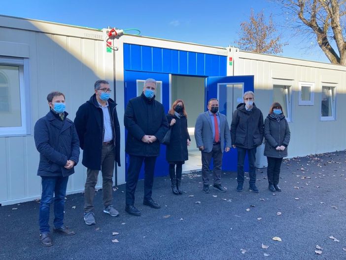 L'inaugurazione dei moduli, lunedì presso il plesso albese