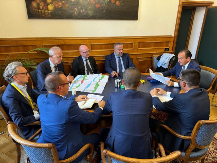 Vertice Asti-Cuneo a Roma. Cirio: "Dal 14 ottobre pedaggio sospeso alla barriera di Verduno" Vertice Asti-Cuneo a Roma. Cirio: "Dal 14 ottobre pedaggio sospeso alla barriera di Verduno"