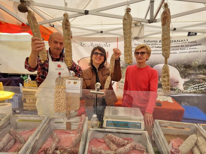 Bancarella del Mercato della Terra di Bra