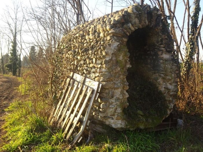 L’acquedotto romano di Pollenzo necessita di urgente manutenzione: il comitato di frazione al lavoro per promuoverne il restauro L’acquedotto romano di Pollenzo necessita di urgente manutenzione: il comitato di frazione al lavoro per promuoverne il restauro