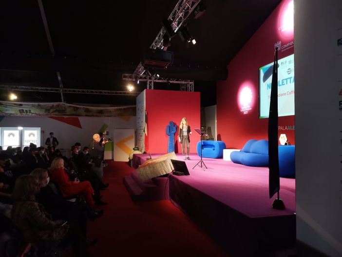 Alcuni momenti dell'incontro tra imprenditori e giovani studenti