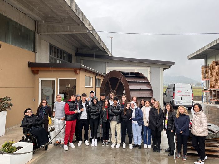 Gli studenti dell'istituto Bonelli di Cuneo diventano imprenditori di "Bon.tà"