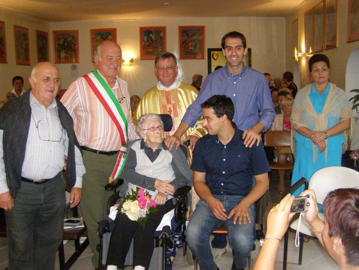 Robilante, Angela Pettavino ha festeggiato 100 anni Robilante, Angela Pettavino ha festeggiato 100 anni