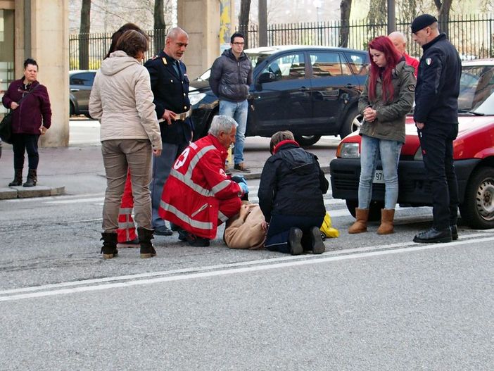 Cuneo: donna investita sulle strisce pedonali di corso Nizza Cuneo: donna investita sulle strisce pedonali di corso Nizza