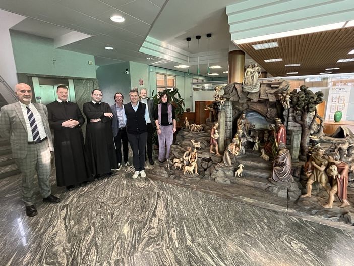 Porte aperte alla Bcc di Pianfei e Rocca de’ Baldi con scambio di auguri e visita al presepe Porte aperte alla Bcc di Pianfei e Rocca de’ Baldi con scambio di auguri e visita al presepe