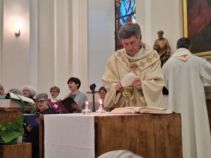 All'ospedale di Fossano messa di Natale per degenti e personale sanitario celebrata dal vescovo Delbosco All'ospedale di Fossano messa di Natale per degenti e personale sanitario celebrata dal vescovo Delbosco
