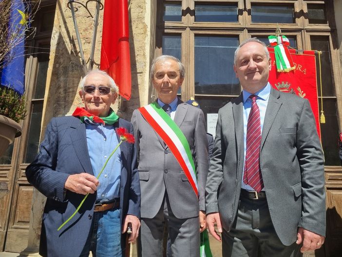 In foto la celebrazione del 25 Aprile 2025 a Bra In foto la celebrazione del 25 Aprile 2025 a Bra