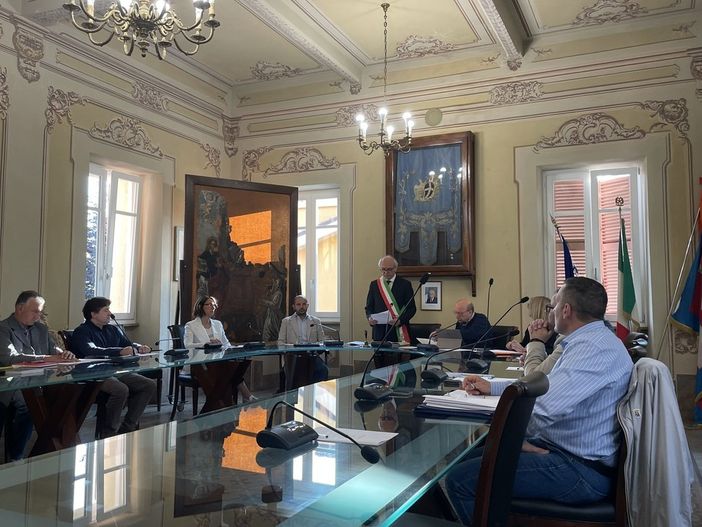 Vicoforte, "Progetto in comune" interroga l'amministrazione. Il sindaco risponde su manutenzione del verde, strade e futuro del bar degli impianti sportivi Vicoforte, "Progetto in comune" interroga l'amministrazione. Il sindaco risponde su manutenzione del verde, strade e futuro del bar degli impianti sportivi