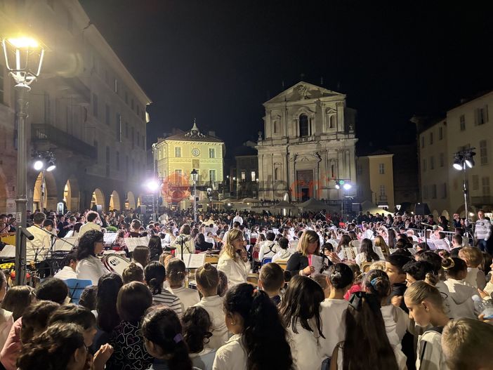L'orchestra giovanile provinciale torna a incantare il Castello di Racconigi e Mondovì Piazza L'orchestra giovanile provinciale torna a incantare il Castello di Racconigi e Mondovì Piazza