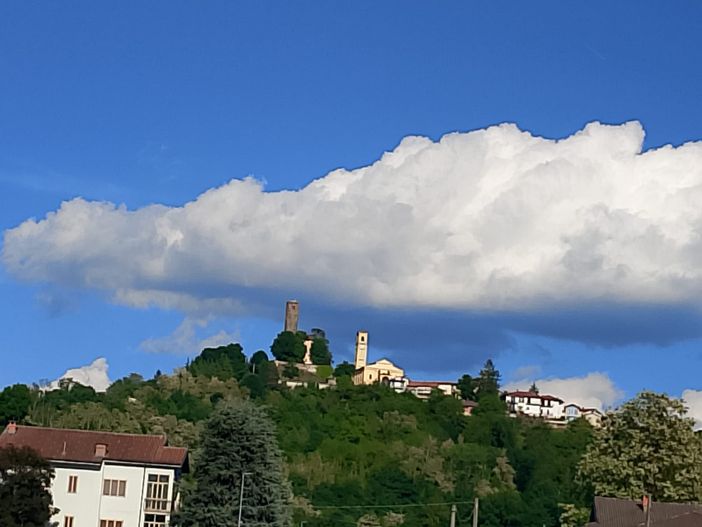 "Grazie a tutti i volontari di Mombasiglio" "Grazie a tutti i volontari di Mombasiglio"