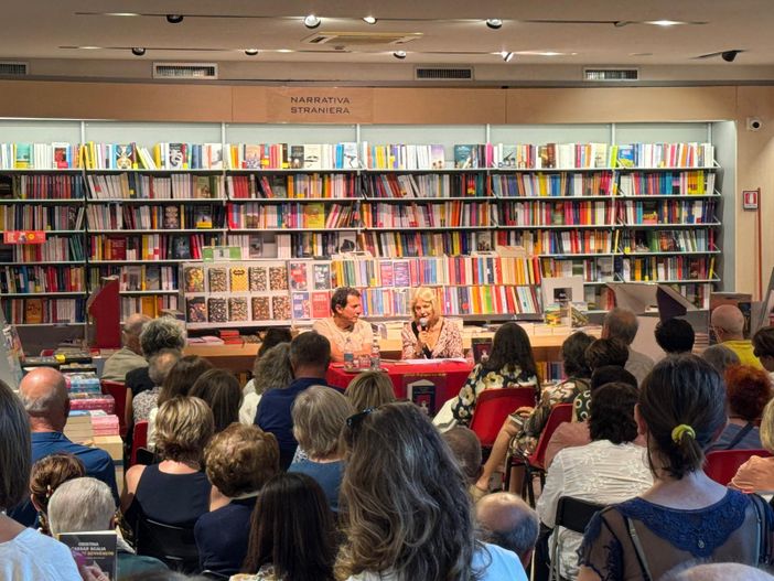 “Tre fanti per una regina di cuori”: il nuovo noir della cuneese Grazia Castiglioni approda in libreria