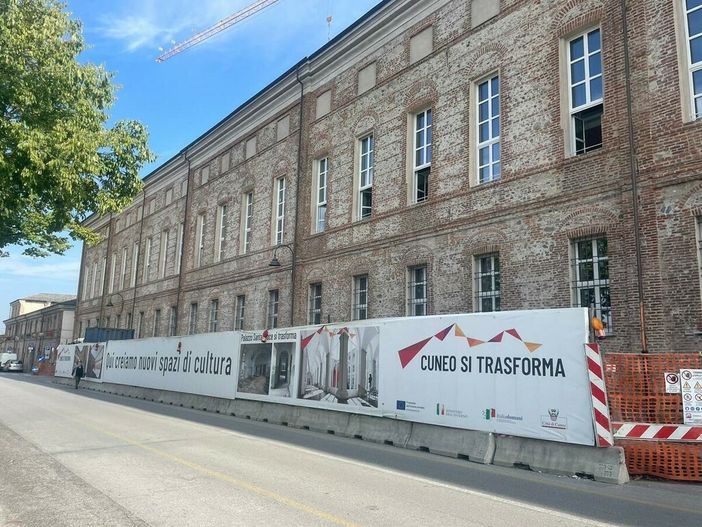 Cuneo, aggiudicata la fornitura degli arredi per la Biblioteca Civica di Palazzo Santa Croce Cuneo, aggiudicata la fornitura degli arredi per la Biblioteca Civica di Palazzo Santa Croce