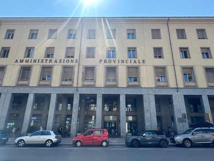 Tre posti per Istruttore di Polizia locale stradale per la Provincia di Cuneo: si candidano in 136