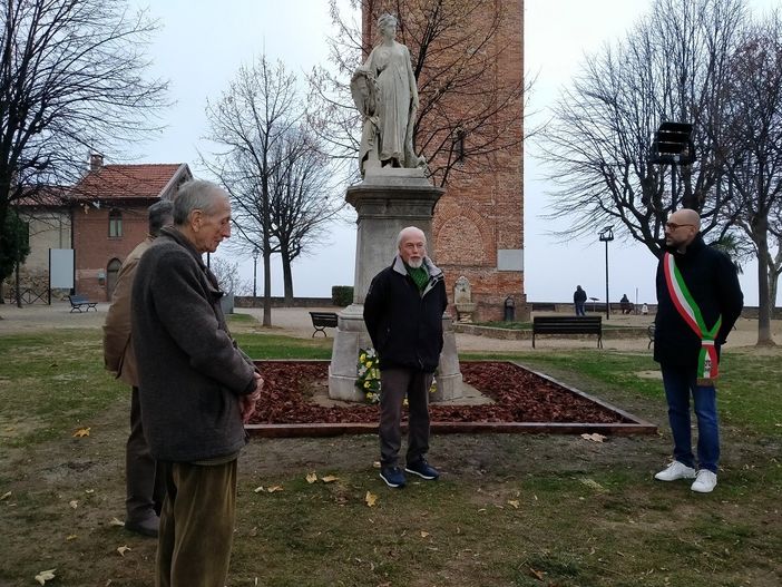L'omaggio di Mondovì a Emilio Balbo Bertone di Sambuy, primo presidente del Comizio Agrario L'omaggio di Mondovì a Emilio Balbo Bertone di Sambuy, primo presidente del Comizio Agrario