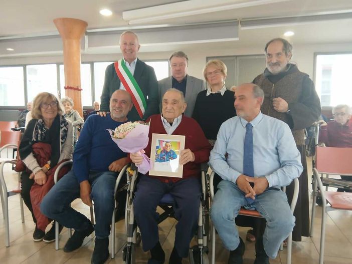 Tanti auguri a Francesco Rabbia al Tapparelli di Saluzzo