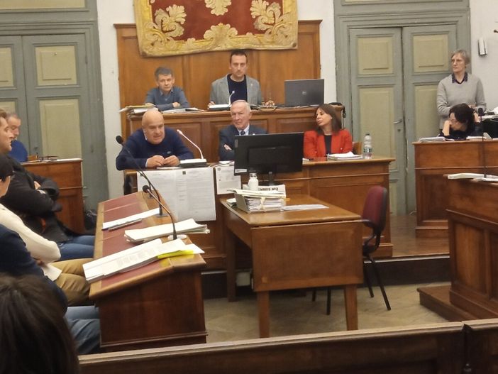 L'intervento del direttore generale dell’Asl Cn1, Giuseppe Guerra ieri sera in Consiglio comunale L'intervento del direttore generale dell’Asl Cn1, Giuseppe Guerra ieri sera in Consiglio comunale