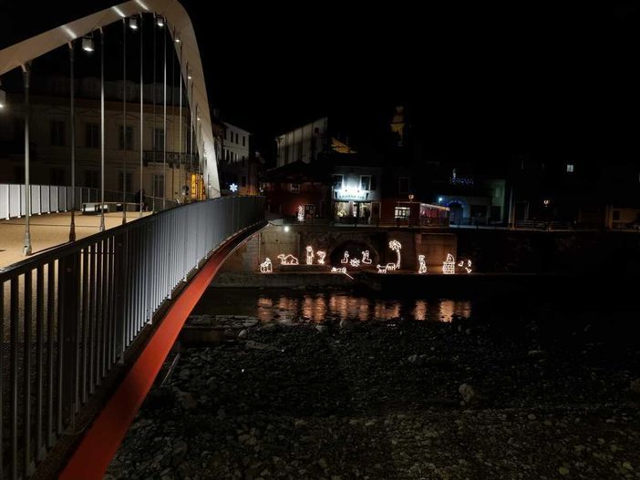 Il presepe con il nuovo ponte Odasso