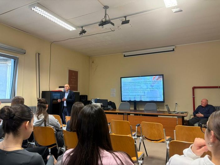 I "Maestri del lavoro" incontrano gli studenti del Denina Pellico Rivoira