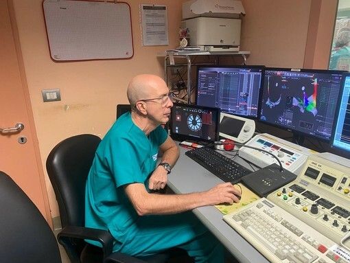 Il dottor Marco Scaglione, primario della Cardiologia del Massaia che si conferma eccellenza sanitaria