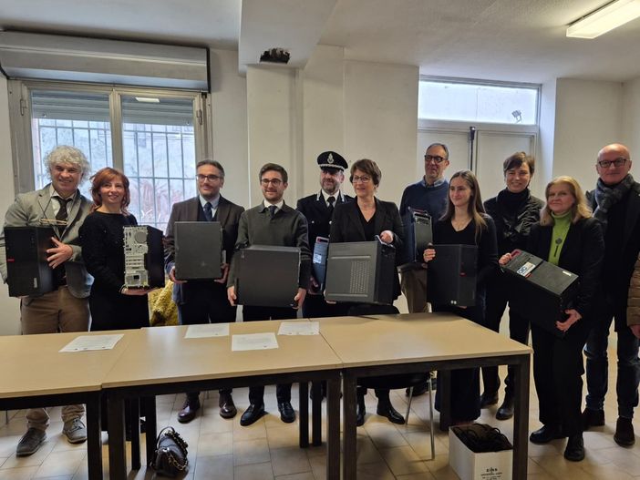 Confartigianato consegna pc ricondizionati alla Casa di Reclusione "Montalto"