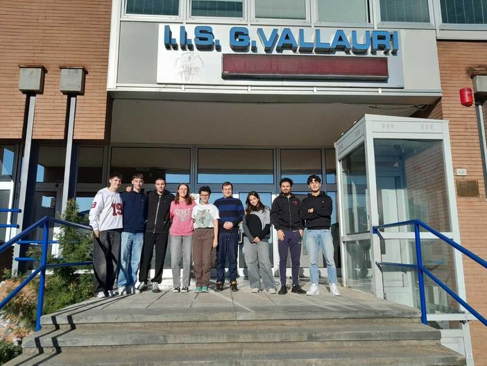 Dall'IIT Vallauri all'Unitre: quando sono i giovani a insegnare Dall'IIT Vallauri all'Unitre: quando sono i giovani a insegnare