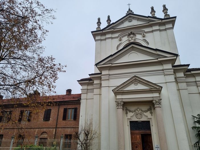 La chiesa delle Sorelle Clarisse di Bra La chiesa delle Sorelle Clarisse di Bra