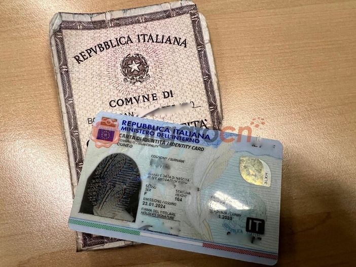 Sette mila cuneesi ancora senza carta di identità elettronica. Da agosto stop al documento cartaceo Sette mila cuneesi ancora senza carta di identità elettronica. Da agosto stop al documento cartaceo