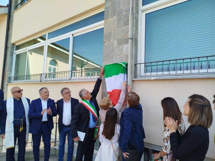 Intitolata a Massimo Bertolino la rinnovata piazza delle scuole di Bastia Intitolata a Massimo Bertolino la rinnovata piazza delle scuole di Bastia