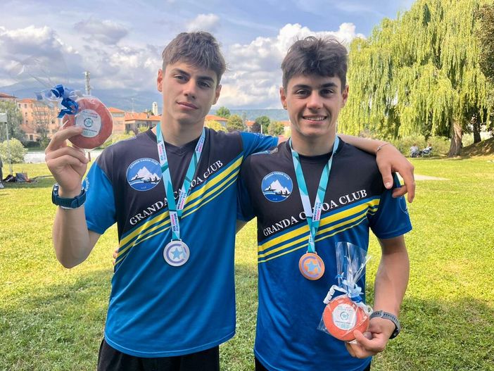 Dennis e Oliver Fina, doppio podio internazionale a Ivrea per il Granda Canoa Club Dennis e Oliver Fina, doppio podio internazionale a Ivrea per il Granda Canoa Club