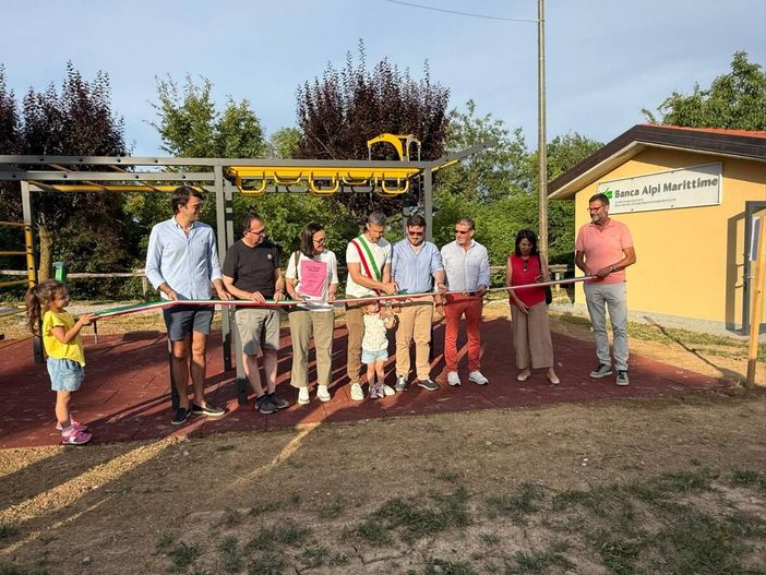 Inaugurata a Monastero di Vasco la nuova area giochi e fitness [FOTO]