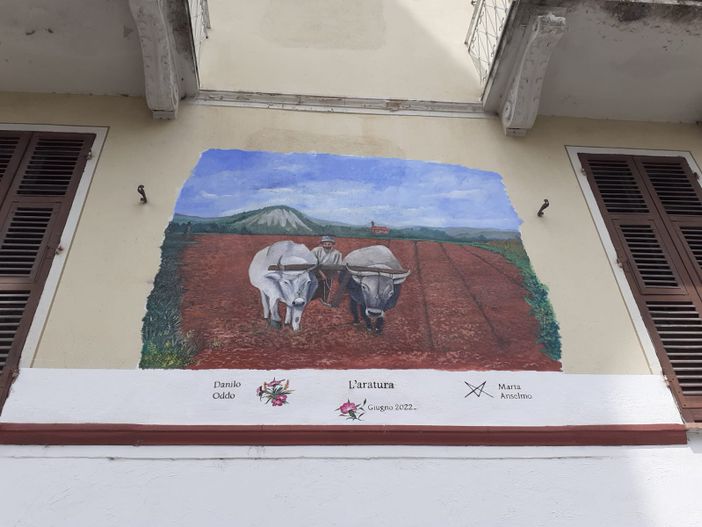 Un nuovo murales a Niella Tanaro racconta la filiera "dal grano al pane"