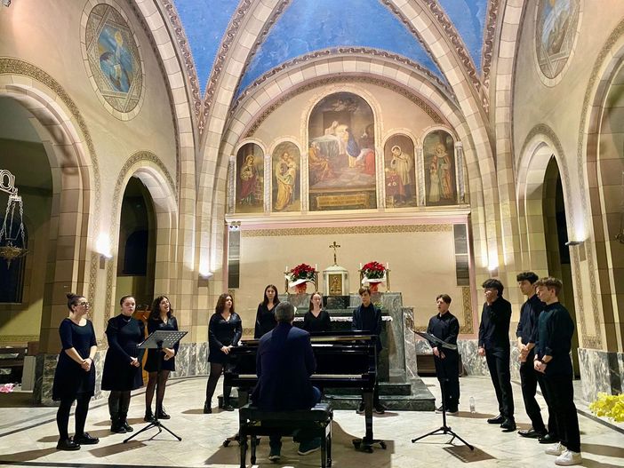 Ad Alba una serata sulla pace  col Coro Giovanile  dell'Associazione Corale Intonando