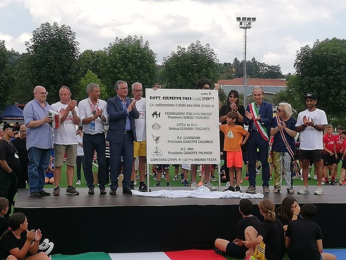 Bra, il rinnovato campo da hockey intitolato alla memoria di Pino Palmieri