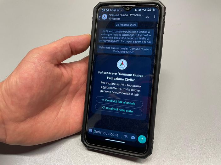 Il Comune di Cuneo attiva un canale WhatsApp per informare i cittadini in caso di emergenza Il Comune di Cuneo attiva un canale WhatsApp per informare i cittadini in caso di emergenza