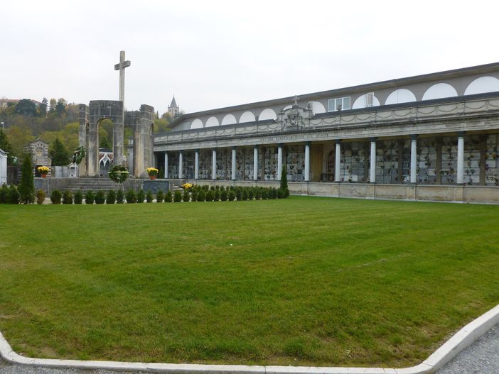 Il cimitero di Cuneo
