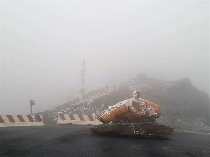Una nevicata in vetta al Colle dell'Agnello