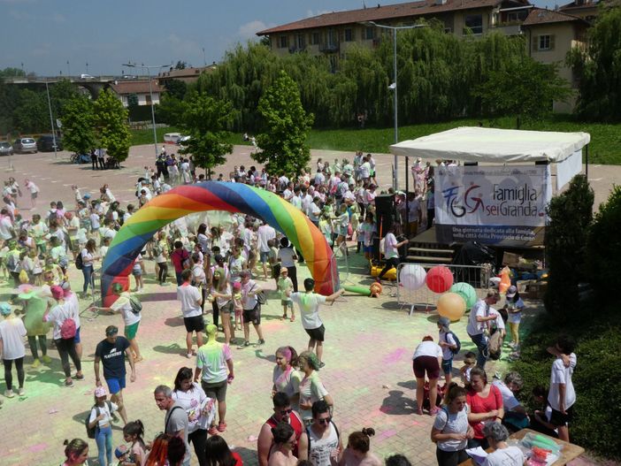 A Busca, nel weekend, la piantumazione dell'albero della Leva 2023 e la Color Fun A Busca, nel weekend, la piantumazione dell'albero della Leva 2023 e la Color Fun