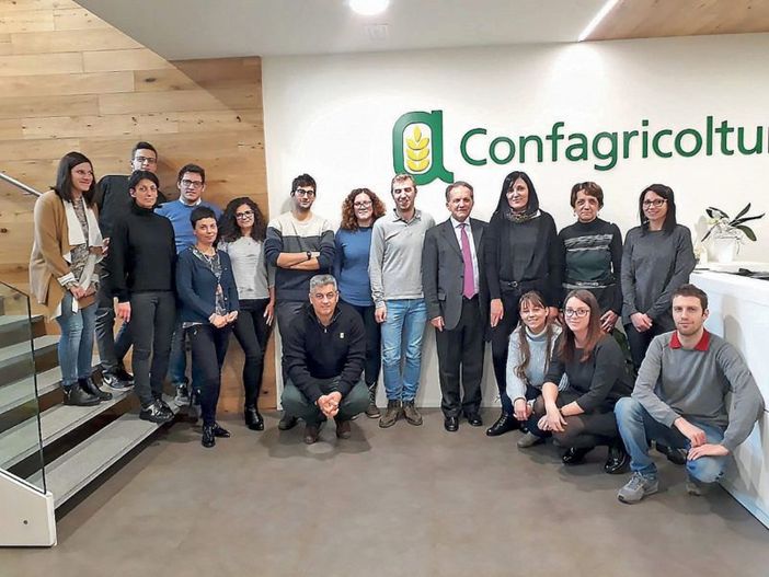 Fattura elettronica: i parlamentari cuneesi nelle sedi Confagricoltura per verificare di persona i problemi delle aziende Fattura elettronica: i parlamentari cuneesi nelle sedi Confagricoltura per verificare di persona i problemi delle aziende