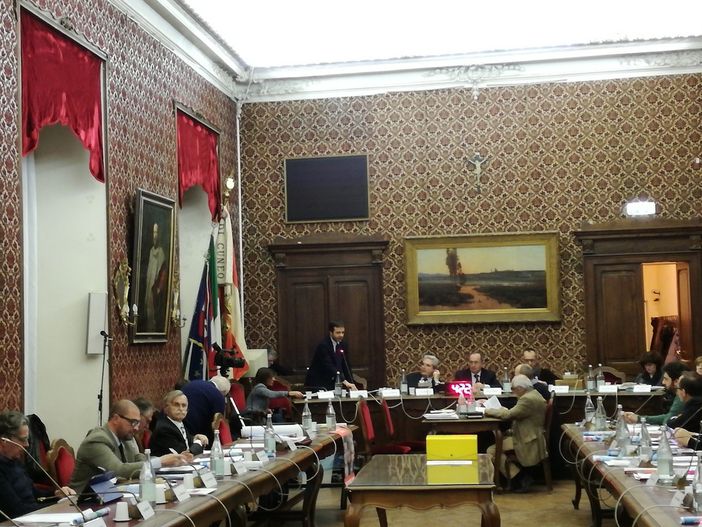 Cuneo-Nizza, in Consiglio comunale Garelli chiede sostegno: "Abbandoniamo la prospettiva del servizio sostitutivo"