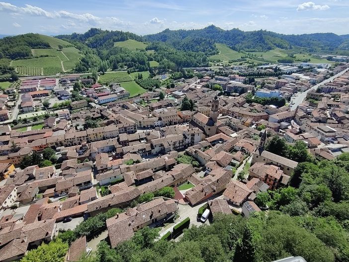 Una veduta di Corneliano d'Alba Una veduta di Corneliano d'Alba