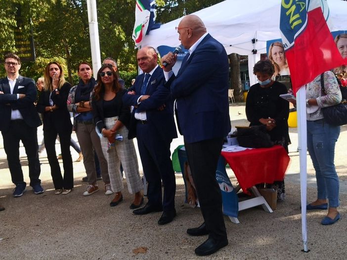 Crosetto a Torino dice basta al "poltronificio" in Finpiemonte: "Sua mission sia come CdP" Crosetto a Torino dice basta al "poltronificio" in Finpiemonte: "Sua mission sia come CdP"