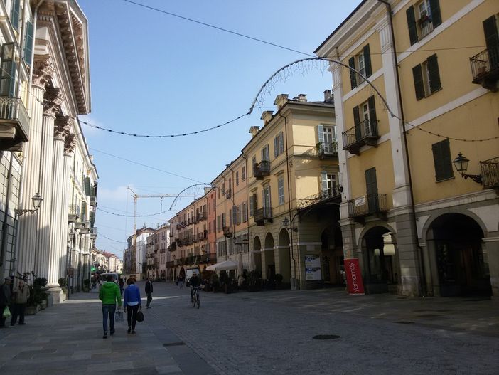 Villaggio natalizio in via Roma a Cuneo? No, almeno per quest'anno