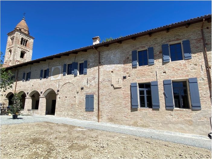 La facciata attuale del monastero La facciata attuale del monastero