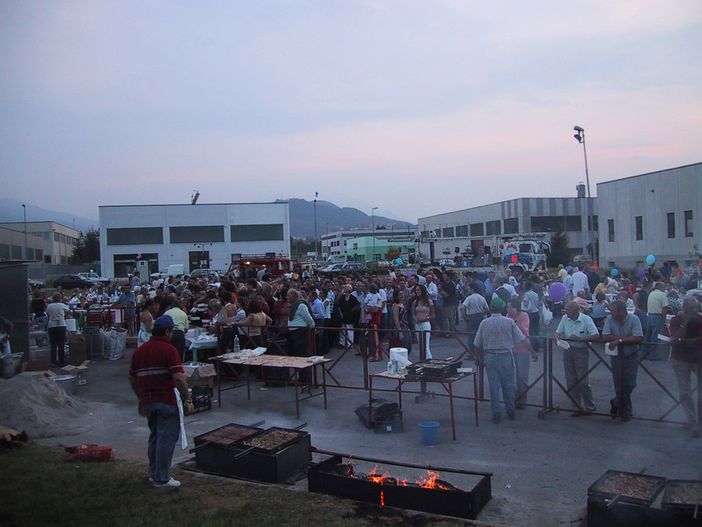 L'area artigianale di Villanova Mondovì in una festosa immagine di repertorio