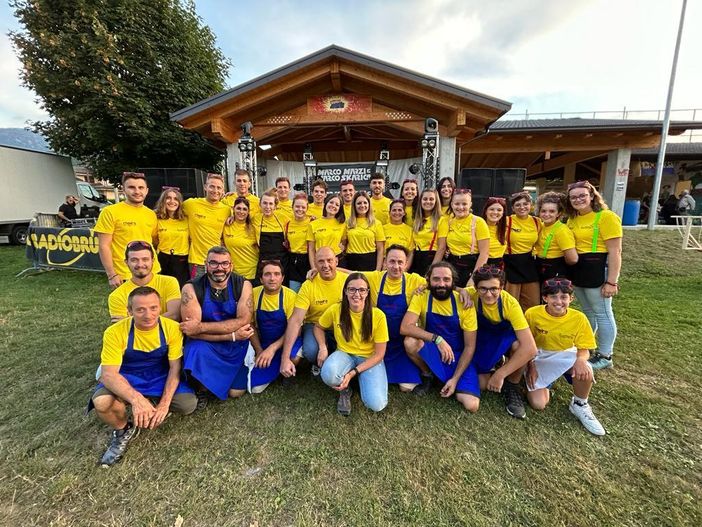 Gli organizzatori della festa di Rivoira Gli organizzatori della festa di Rivoira